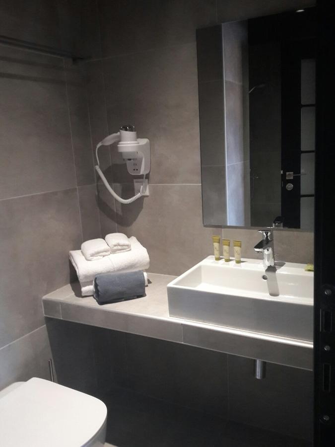 Andromeda Downtown Suites アテネ エクステリア 写真